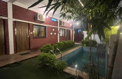 Tapovan Hotel | Hotel Crazzy Doors