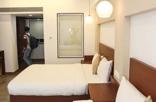 Jabalpur Hotel | hotel kadamb tree