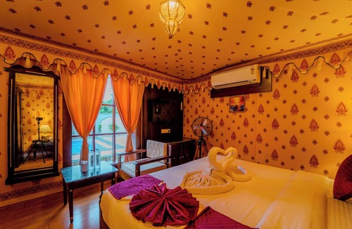 Jhotwara Hotel | Theharav Resort