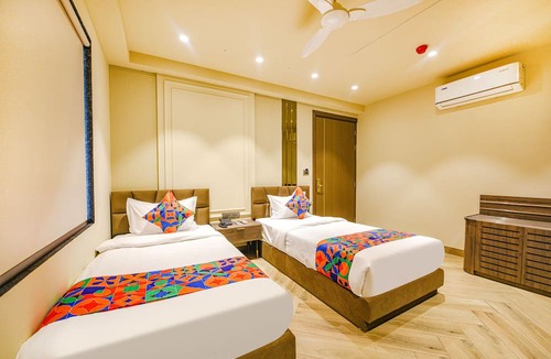Janakpuri Hotel | FabHotel Prime Elite Janakpuri