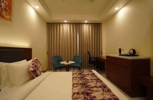 New Delhi Hotel | Hotel Luxe Opera NH8 - 7km from IGI Delhi Airport