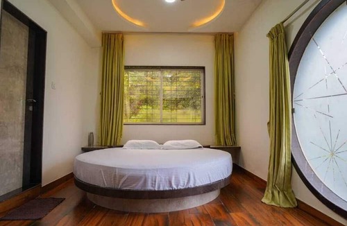 Wai Villa | Shivaji's Villa By Joy Suites
