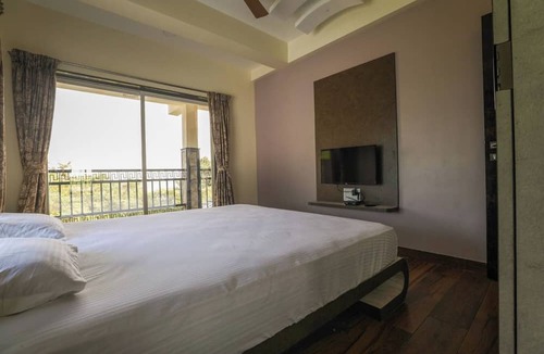 Wai Villa | Shivaji's Villa By Joy Suites