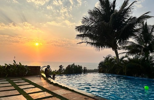 Ganpatipule Hotel | O'Nest Nakshatra Beach Resort