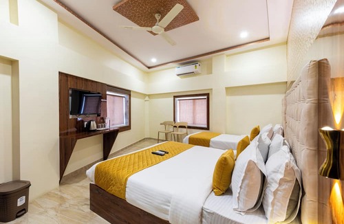 Grant Road Hotel | Hotel Imperial