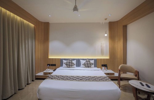 Somnath Hotel | Hotel Aditya Mansingh Inn