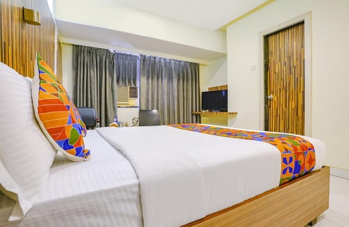 Vashi Hotel | FabHotel Kuber