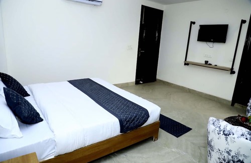 Noida Resort | Lyf Corporate Suites - Noida Sector 19