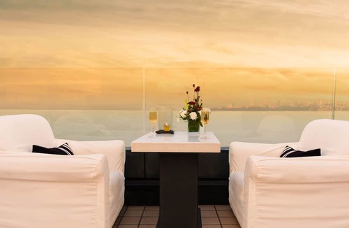 Churchgate Hotel | InterContinental Marine Drive Mumbai by IHG