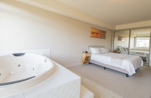 Macedon Hotel | Macedon Ranges Hotel & Spa