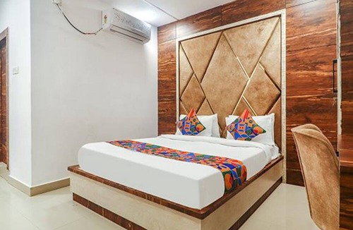 Vanasthalipuram Hotel | Fabhotel Twin Tree Suites