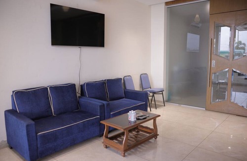 Navsari Hotel | Hotel Rangoli - 10 min from Palsana Chowk
