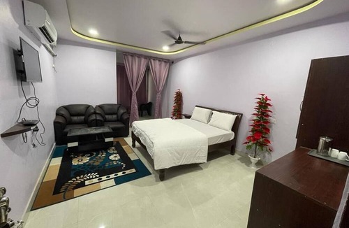 Nandyal Hotel | BMR BALA LODGE