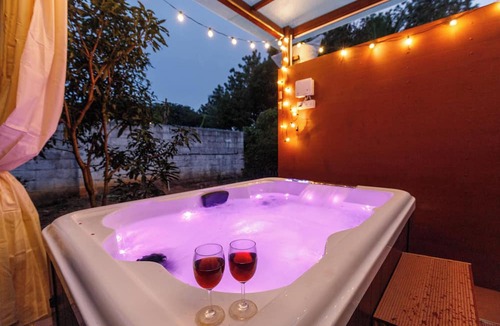 Narasapura Apartment | Whiteorchid Villa by Stayjadejacuzzi30minairport