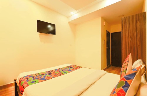 Vijayawada Hotel | Fabhotel Akshaya Bheemas Inn
