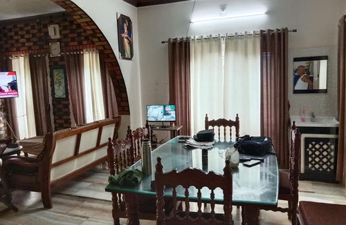 Kuravilangad Hotel | Green Nestle Farmhouse