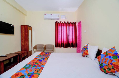 Kelambakkam Hotel | Fabhotel Dhana Residency - Nr Hindusthan Institute of Technology and Science