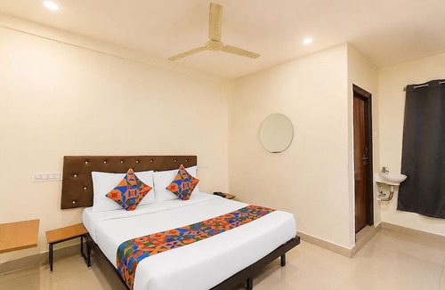 LB Nagar Hotel | FabHotel White Ridge Kamineni - Nr. Saroornagar Indoor Stadium- L.B Nagar