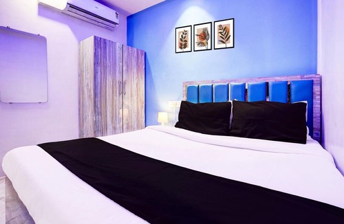 Malad East House | Deluxe Goregaon Near Film City Cupid