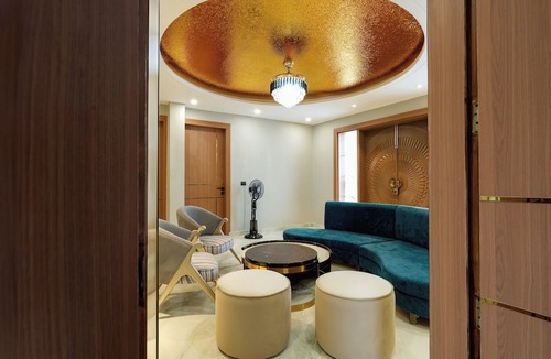 Haridwar Apartment | Modern , high tech 4Bhk in peaceful Rishikesh. Swimming pool , jacuzzi & steam.