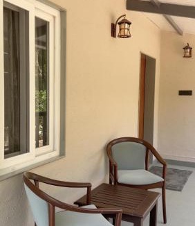 Anjaneri Apartment | Treehouse Cozy Nature Retreat - by Vivasa Villas