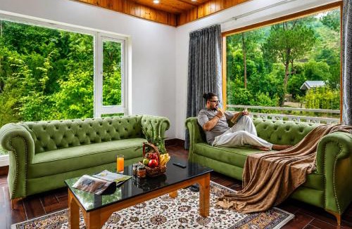Solan Villa | ELIVAAS Signature Secret Escape Pet-friendly 2-BHK Retreat with Patio & Restro Near Ashwani Khad Waterfall