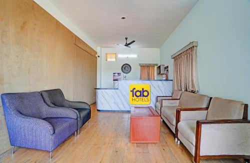 Tiruchanur Hotel | FabHotel Skanda Inn