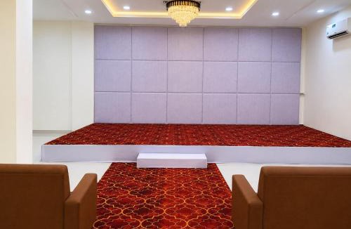 Tenali Hotel | Hotel Lavish Grand