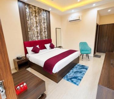 Subarnapur Hotel | Hotel Priyanscy Palace