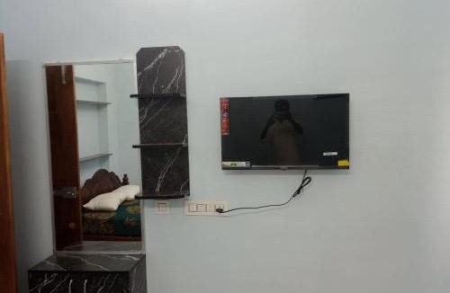 Tenkasi Hostel | ramrathna lakshmi mahal rooms