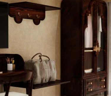 Pali Hill Apartment | Theory9 Luxe Premium Service Apartments, Pali Hill, Bandra