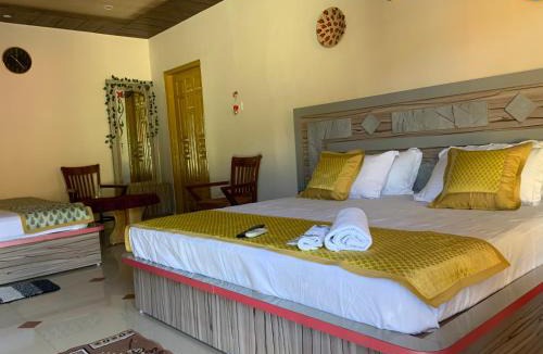 Dalhousie House | Rock Mountain Premium Homestay, Dalhousie Family & Couple Friendly Relaxing Stay Away from Crowd