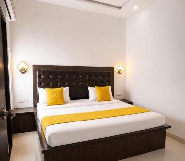 Taj Ganj Hotel | La Buddha Villagers Homestay - Near Taj Mahal Agra