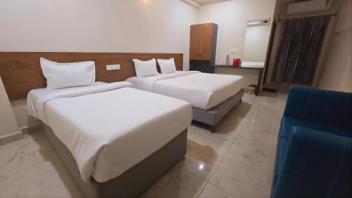 Tirupati Hotel | Hotel VAAMANA STAYS