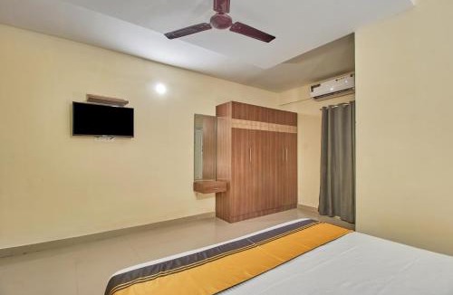 Bellandur Hotel | Itsy Hotels Emirates Suites - Near RMZ EcoWorld, Bellandur