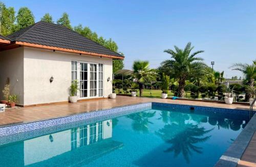 Kishangarh House | The Mohali Farm House Private Pool Farmhouse 4BHK 30min Chandigarh Airport
