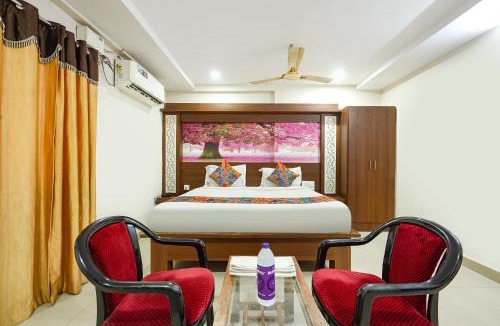 Dabagardens Hotel | Fabhotel Sitara Grand - Nr Jagadamba Junction