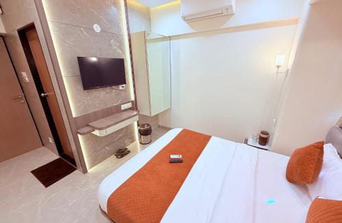 Santacruz West Hotel | Hotel Le Glance Rooms & Dormitory