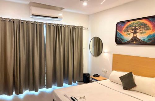 Perambur Purasavakam Hotel | Sun Stayz Inn - Anna Nagar