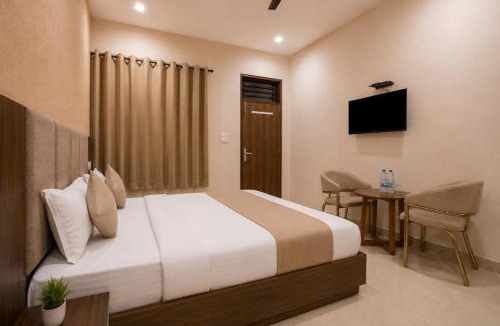 Kishangarh Hotel | Hotel Galaxia Inn Near PEC College