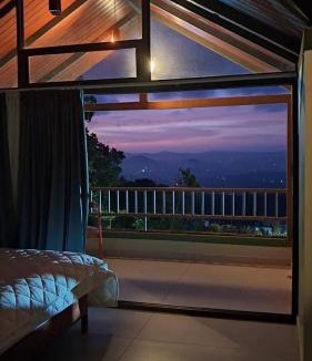 Naduvattam House | Alanz Kokaal Greenhills Resort