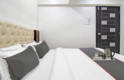 Vashi Hotel | OYO 91174 Hotel Raj Mahal