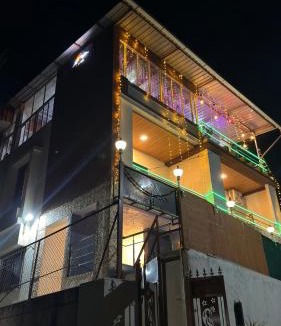 Wai Apartment | 7 Hill Stays