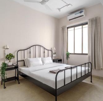 Khar Apartment | Quirky 1BHK in Bandra W by Square One Stays