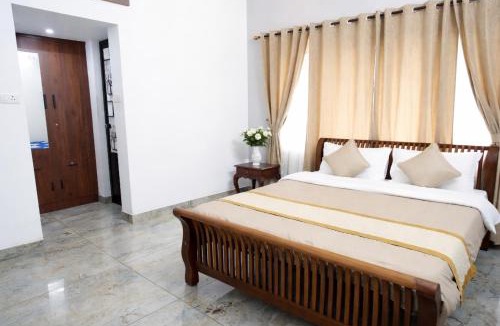 Andhakaranazhy Villa | PATHIRAMANAL Service Villas