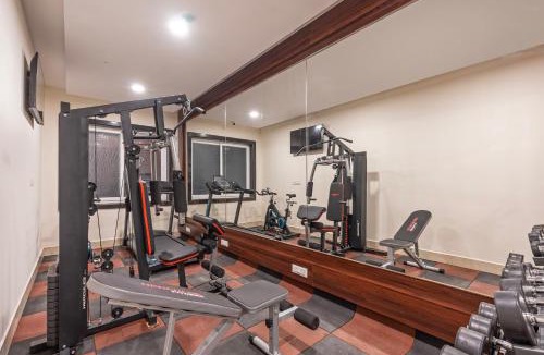 Manali Hotel | Treebo Premium Pine Tree Courtyard