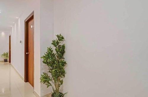 Kukatpally Housing Board Colony Hotel | Super Townhouse Rcc Pride