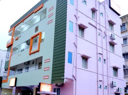 Tirupati Apartment | TIrupati balaji homestays 2bhk Family apartments Alipiri