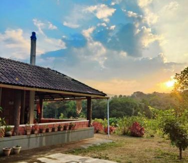 Kudrasthe Villa | Tayra - The Glass Villa