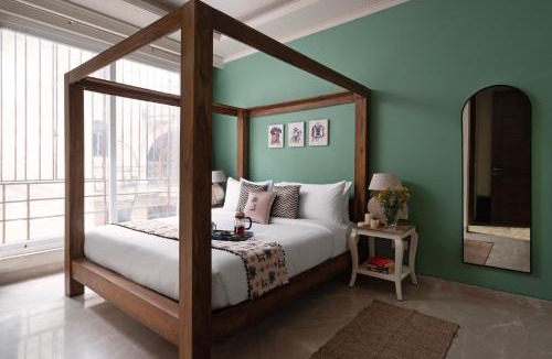 Green Park Apartment | The Urban Perch by The Blue Kite - 3BHK Spacious & Modern Apartments With Kitchen & WiFi